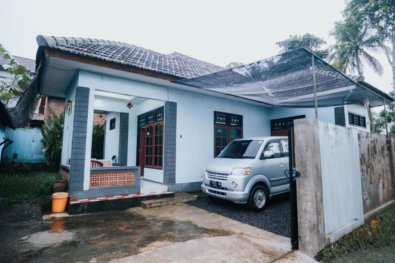 Agus Hidden Homestay - Banjar Sweet Village Banyuwangi  Exterior photo